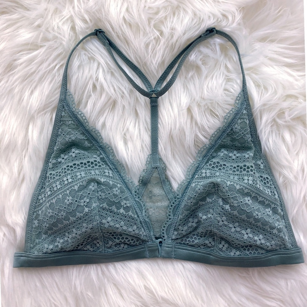 Victoria’s Secret Lace Bralette Size Medium
